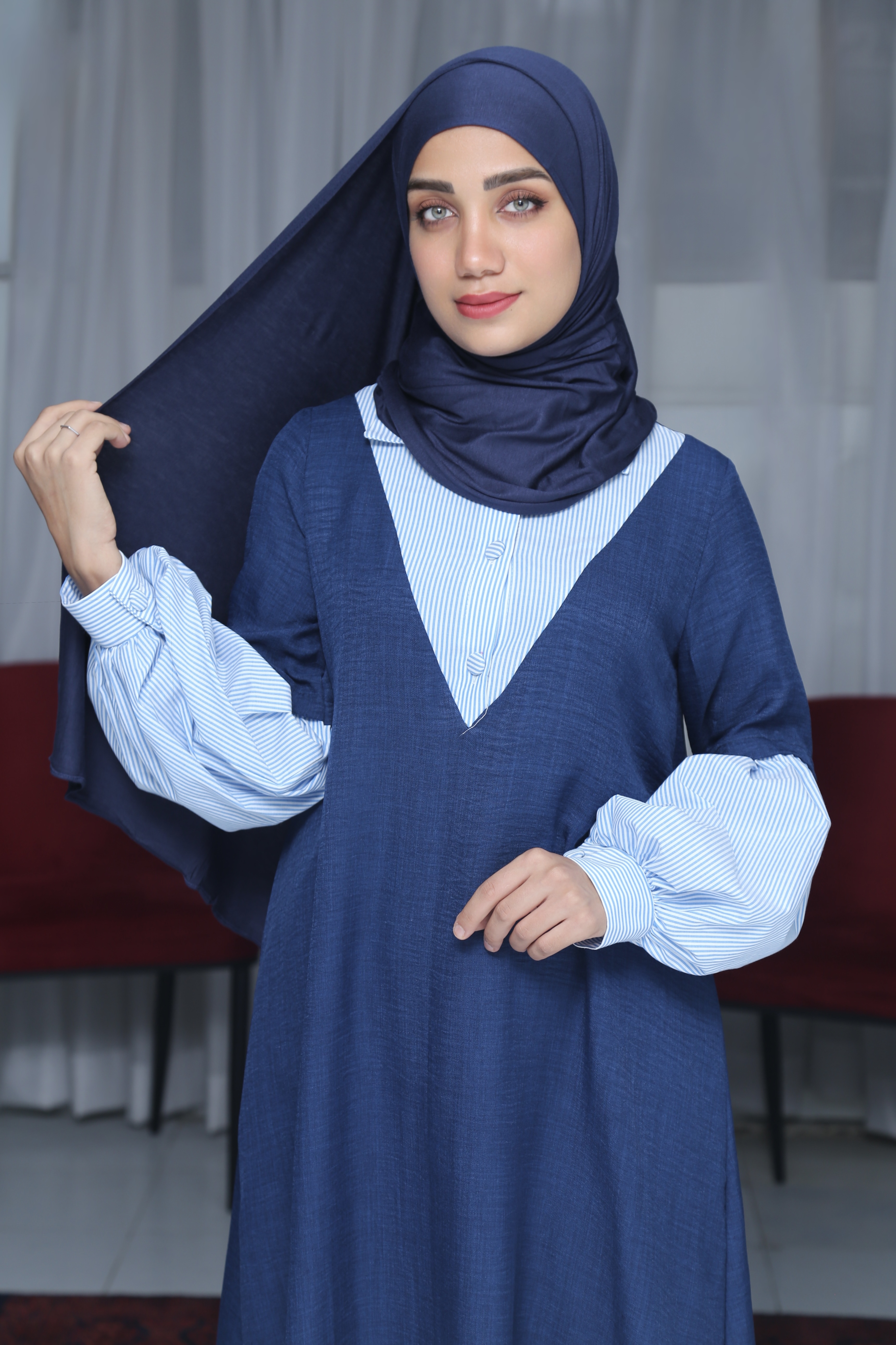 عبا هستی